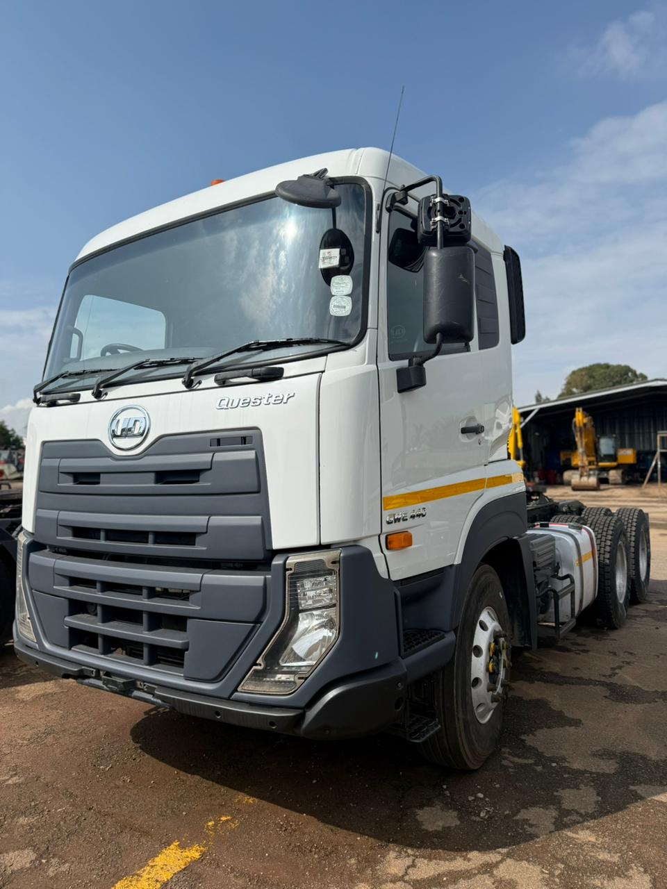 2021 UD QUESTER GWE 440 (IS938)