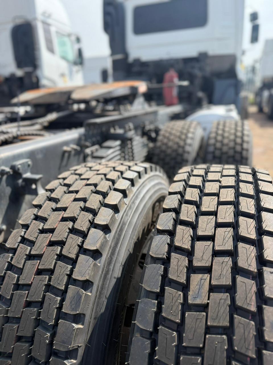 2021 UD QUESTER GWE 440 (IS938)