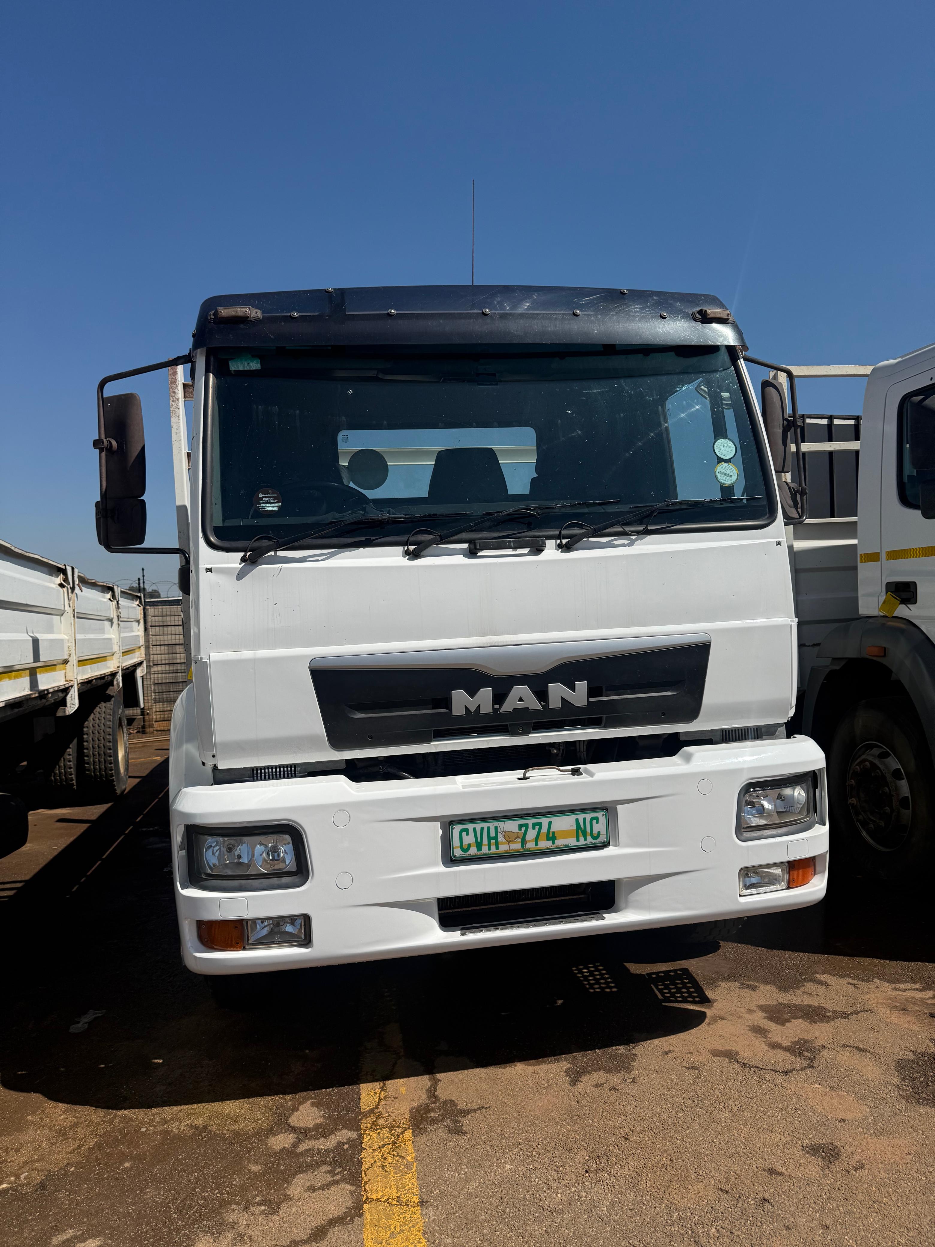 2019 MAN CLA 15.220 DROPSIDE (IS942)