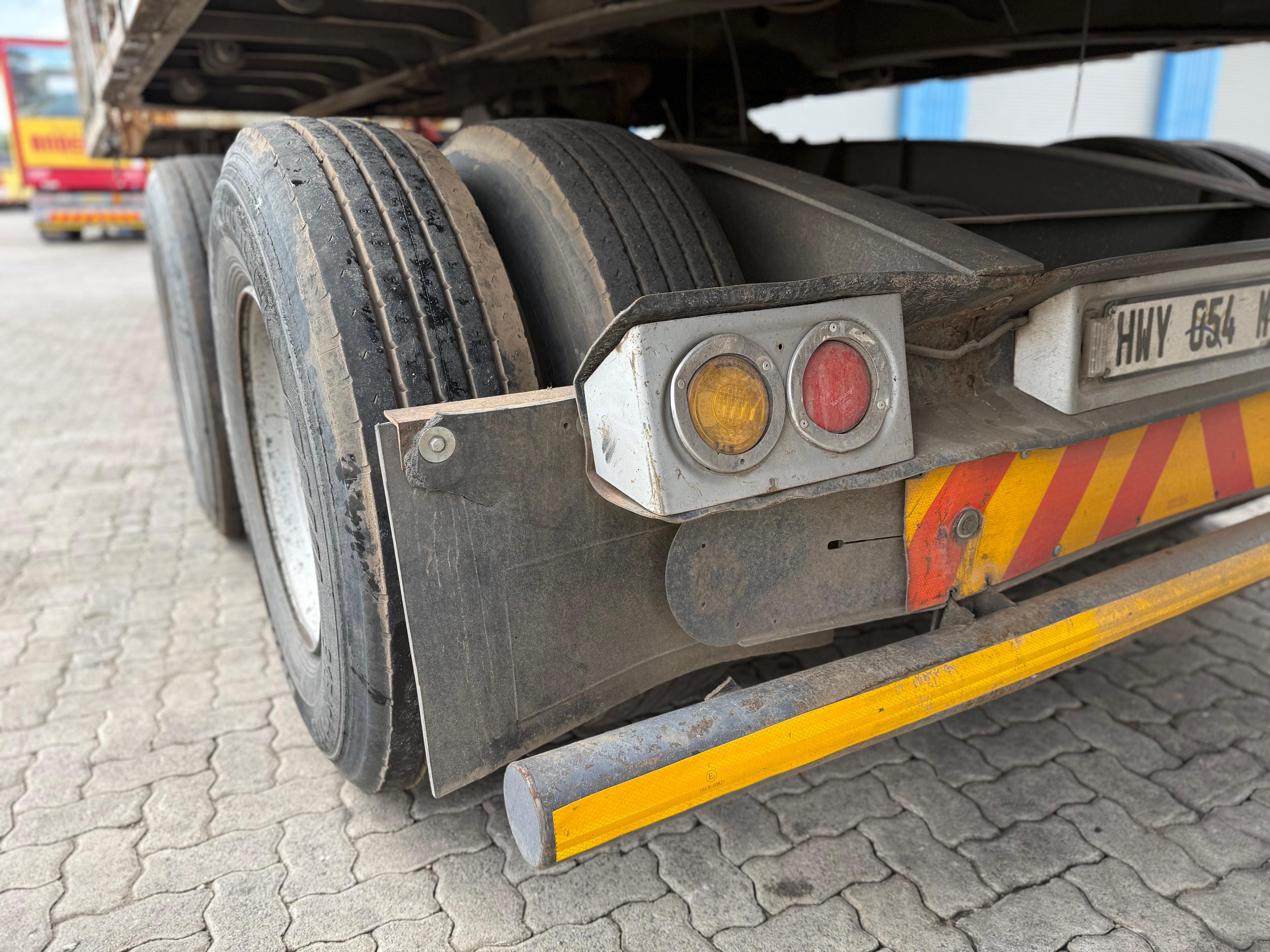 2013 SA TRUCK BODIES SUPER LINK TAUTLINER (SN5806)