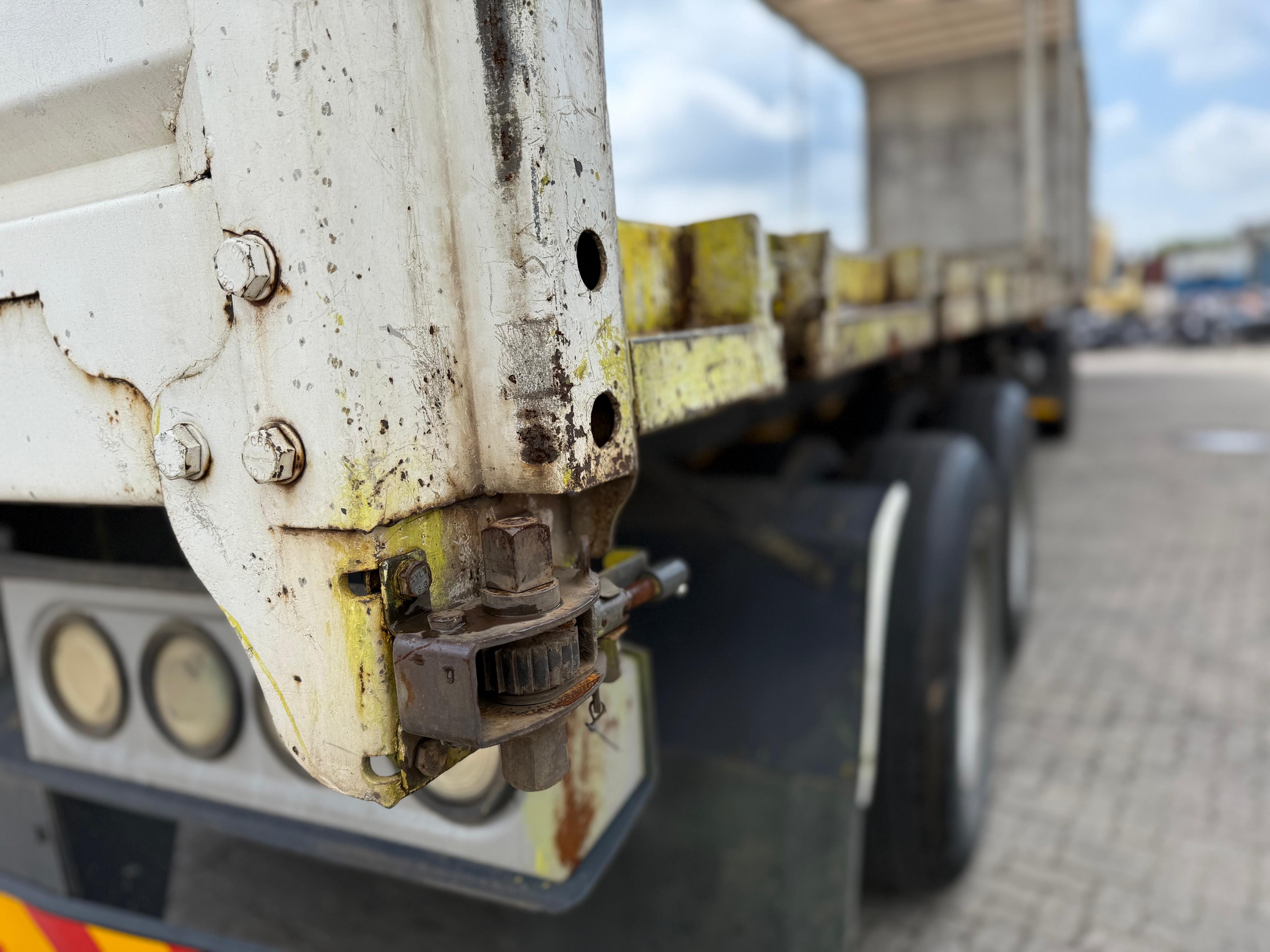 2013 SA TRUCK BODIES SUPER LINK TAUTLINER (SN5806)