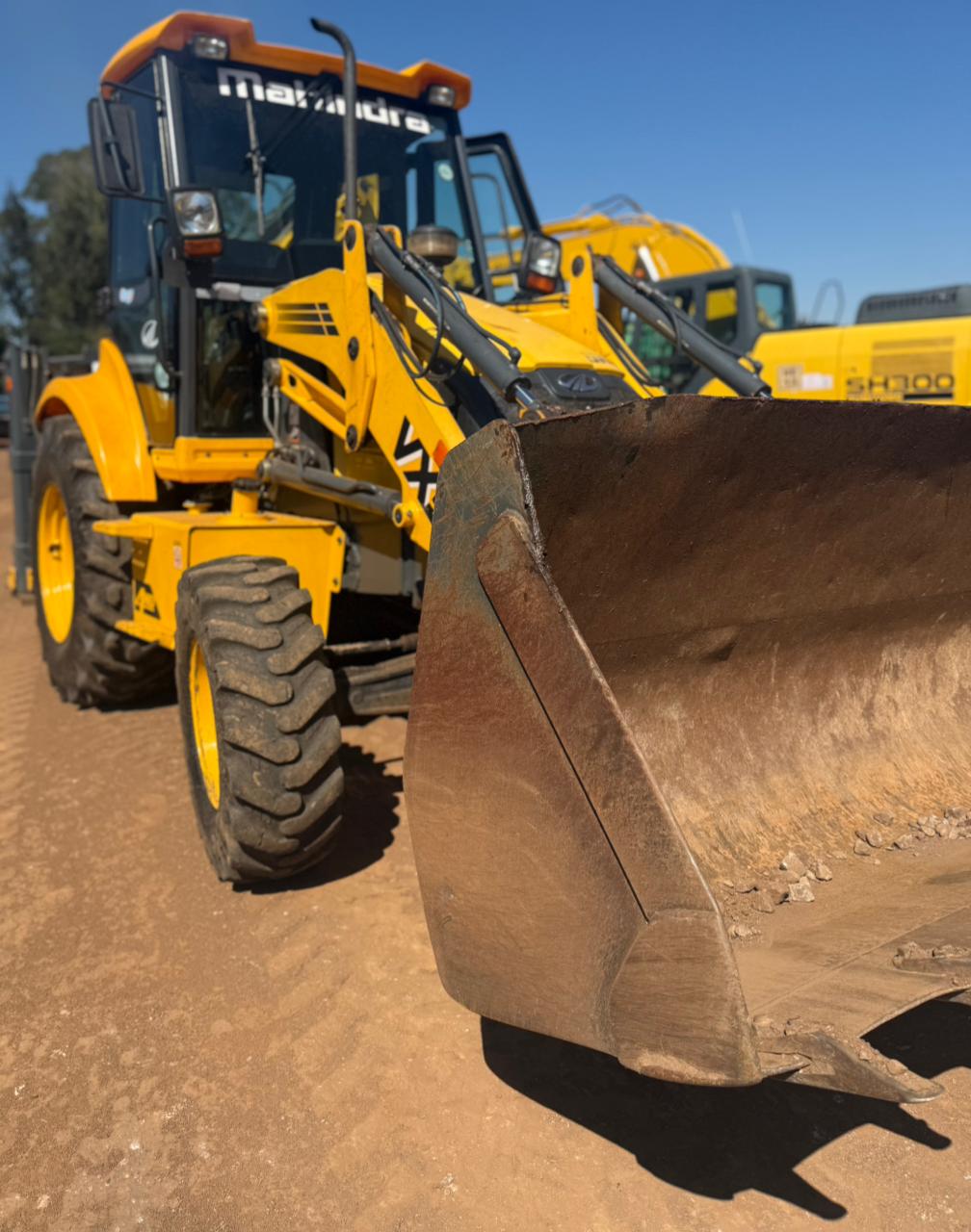 2023 MAHINDRA VX 90 (4x4) TLB (A1336)