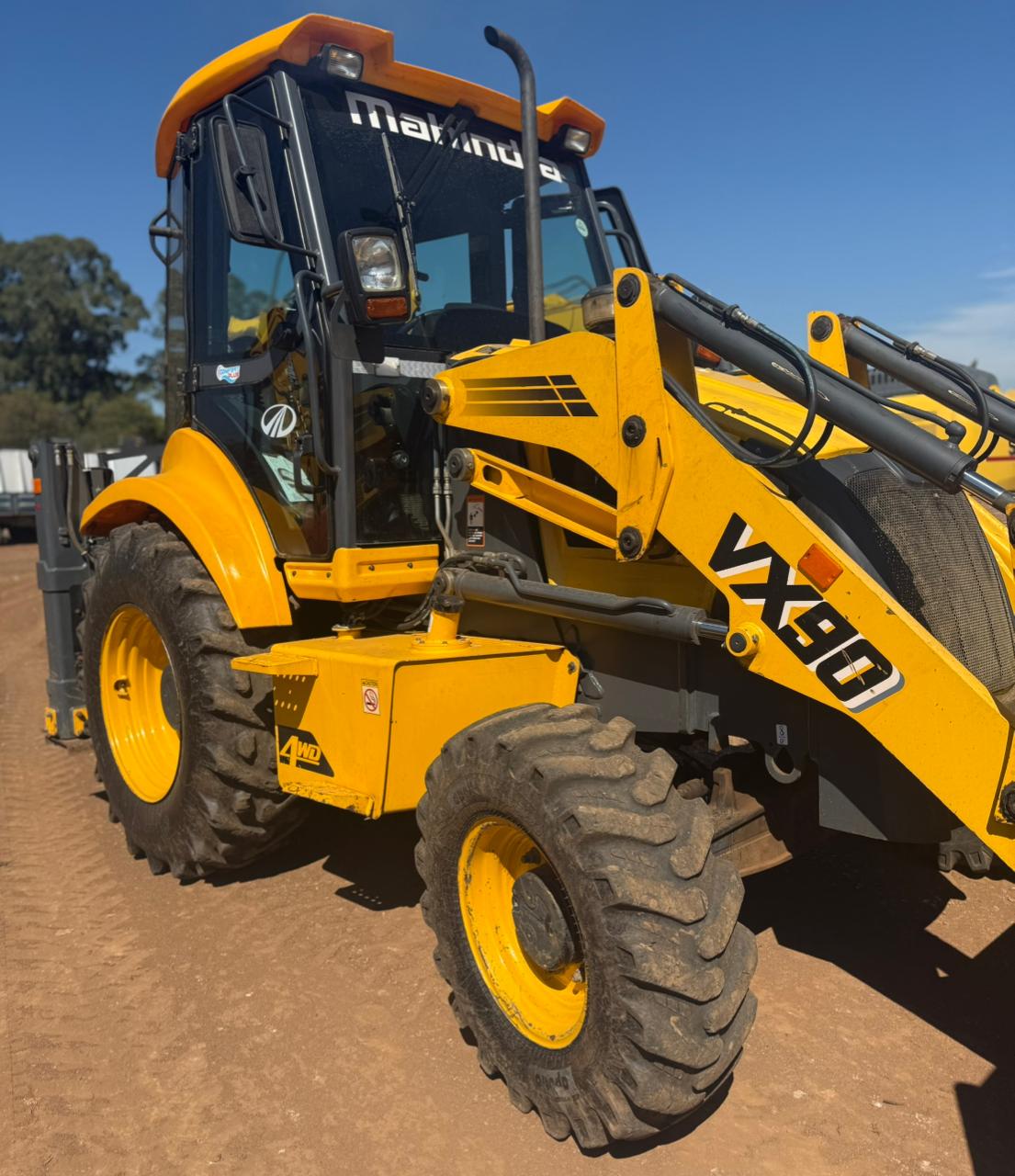 2023 MAHINDRA VX 90 (4x4) TLB (A1336)
