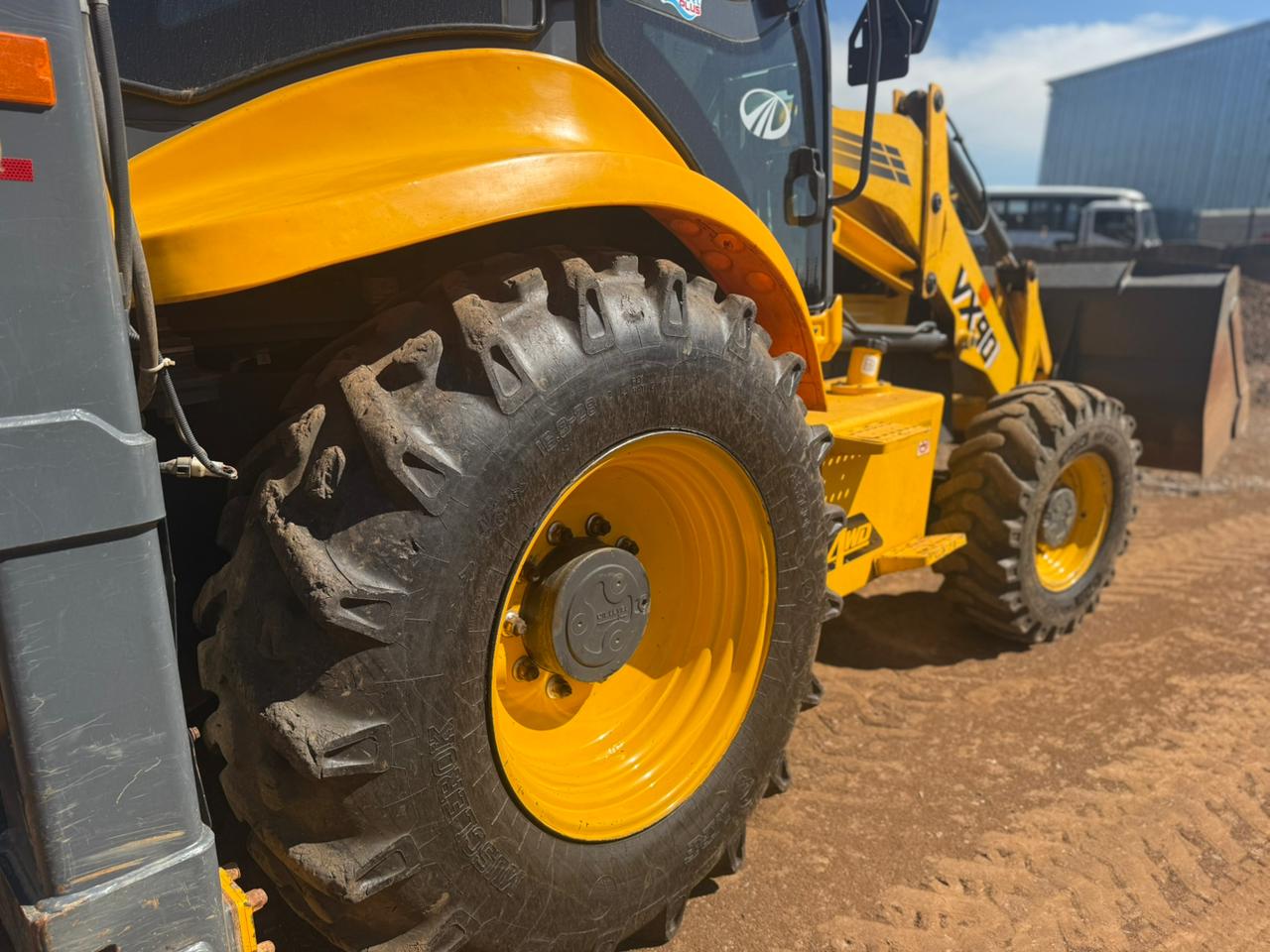 2023 MAHINDRA VX 90 (4x4) TLB (A1336)