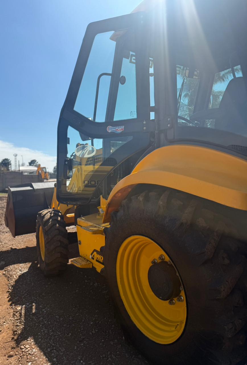 2023 MAHINDRA VX 90 (4x4) TLB (A1336)