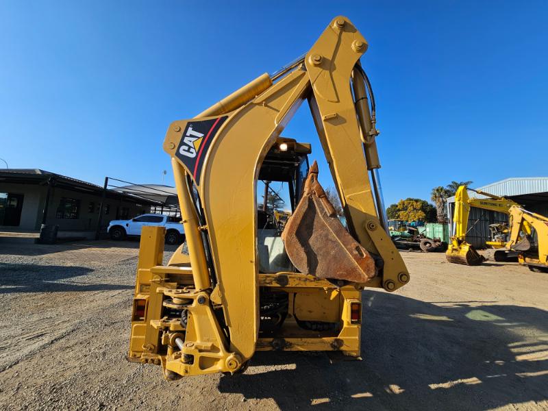 2006 CATERPILLAR 424D 4X2 TLB (A1306)