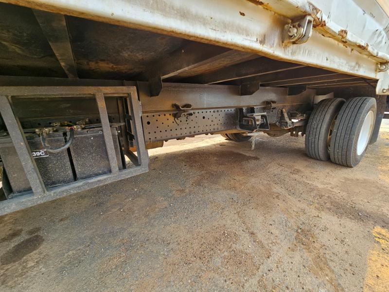 2015 ISUZU NQR500 DROPSIDE BODY TRUCK WITH TAIL LIFT. (CS236)