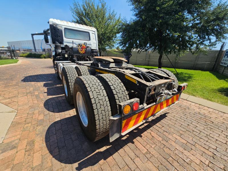 2018 UD GW26.450 TRUCK TRACTOR (IS785)