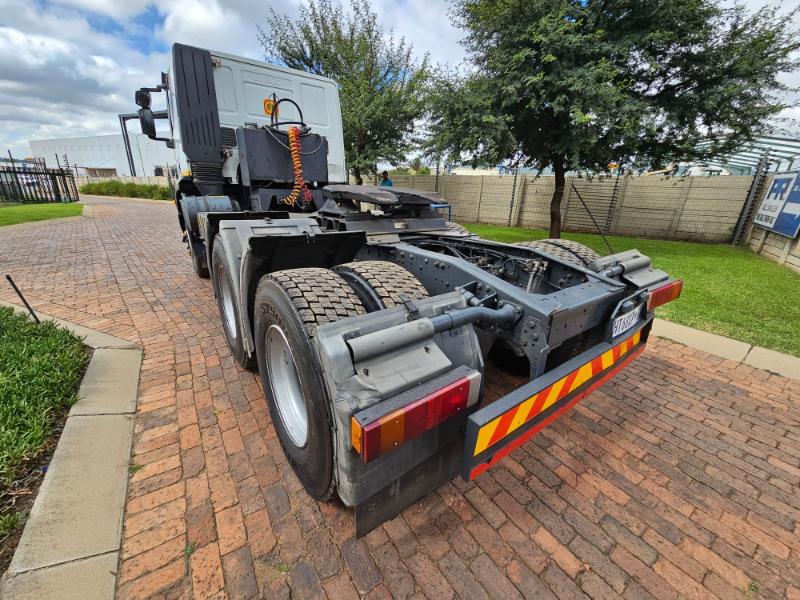 2018 IVECO TRAKKER 440 TRUCK TRACTOR