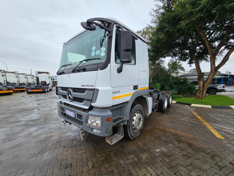 2016 MERCEDES BENZ ACTROS 2641 TRUCK TRACTOR (SN4495)