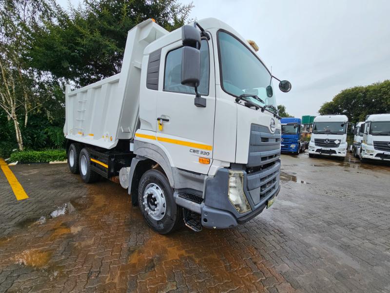 2019 UD QUESTER CWE 330 TIPPER TRUCK