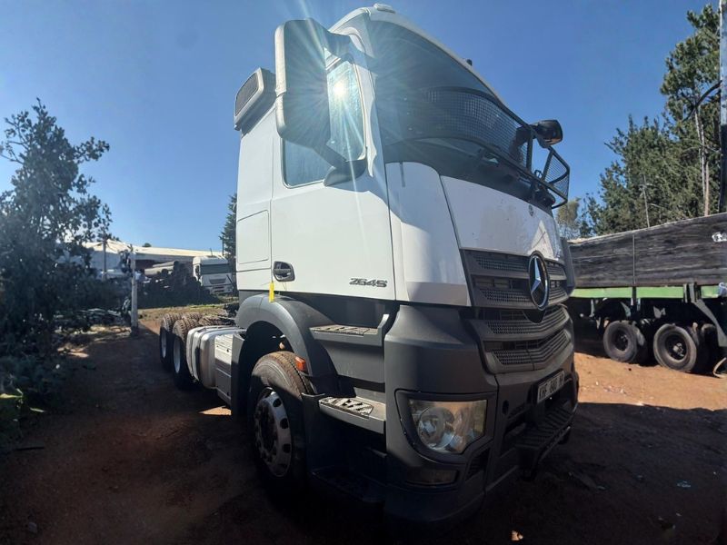 2021 MERCEDES BENZ ACTROS 264 0TRACTOR (IS965)