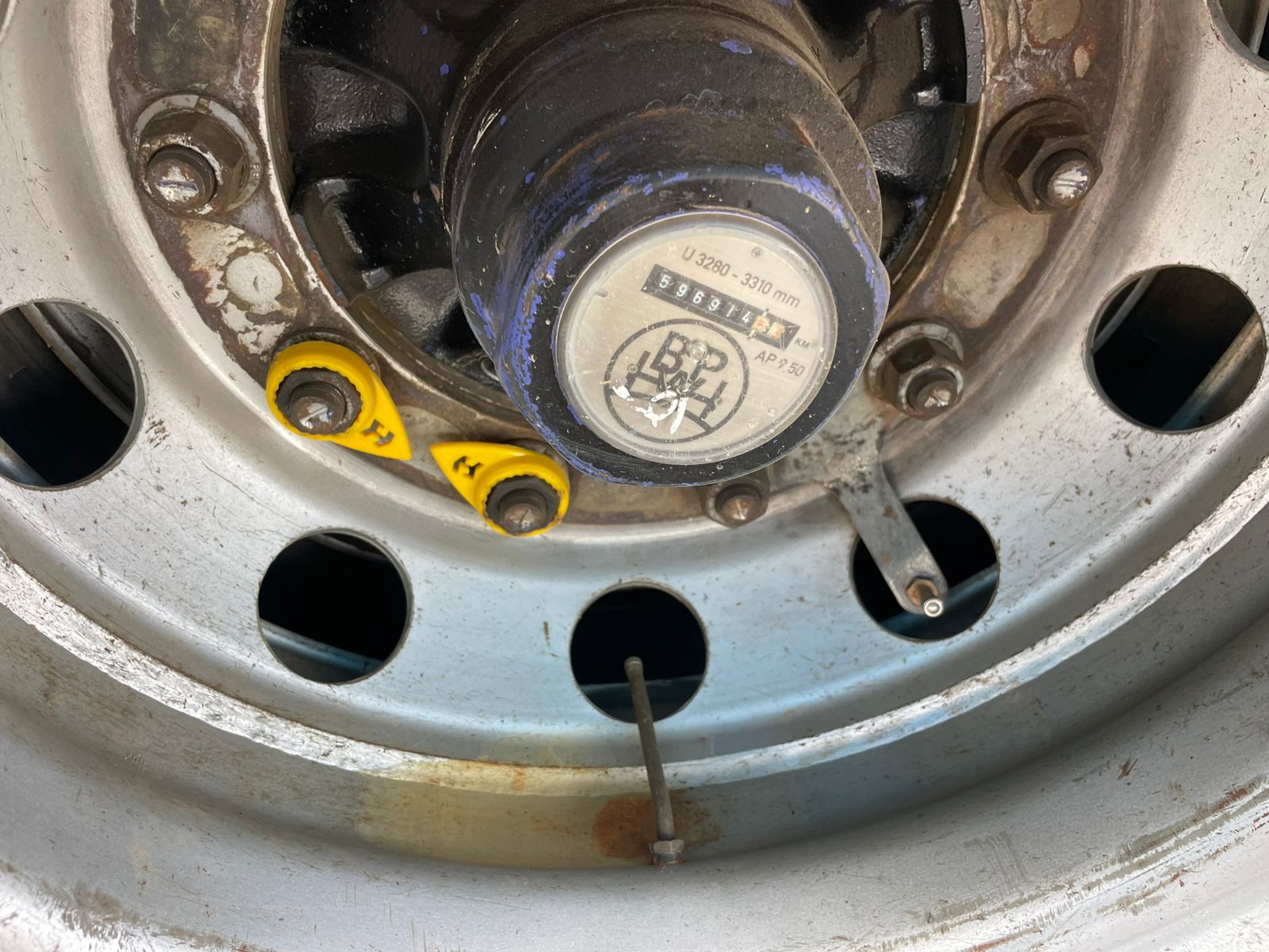 2020 AFRIT LINK SIDE TIPPER (SN5729)