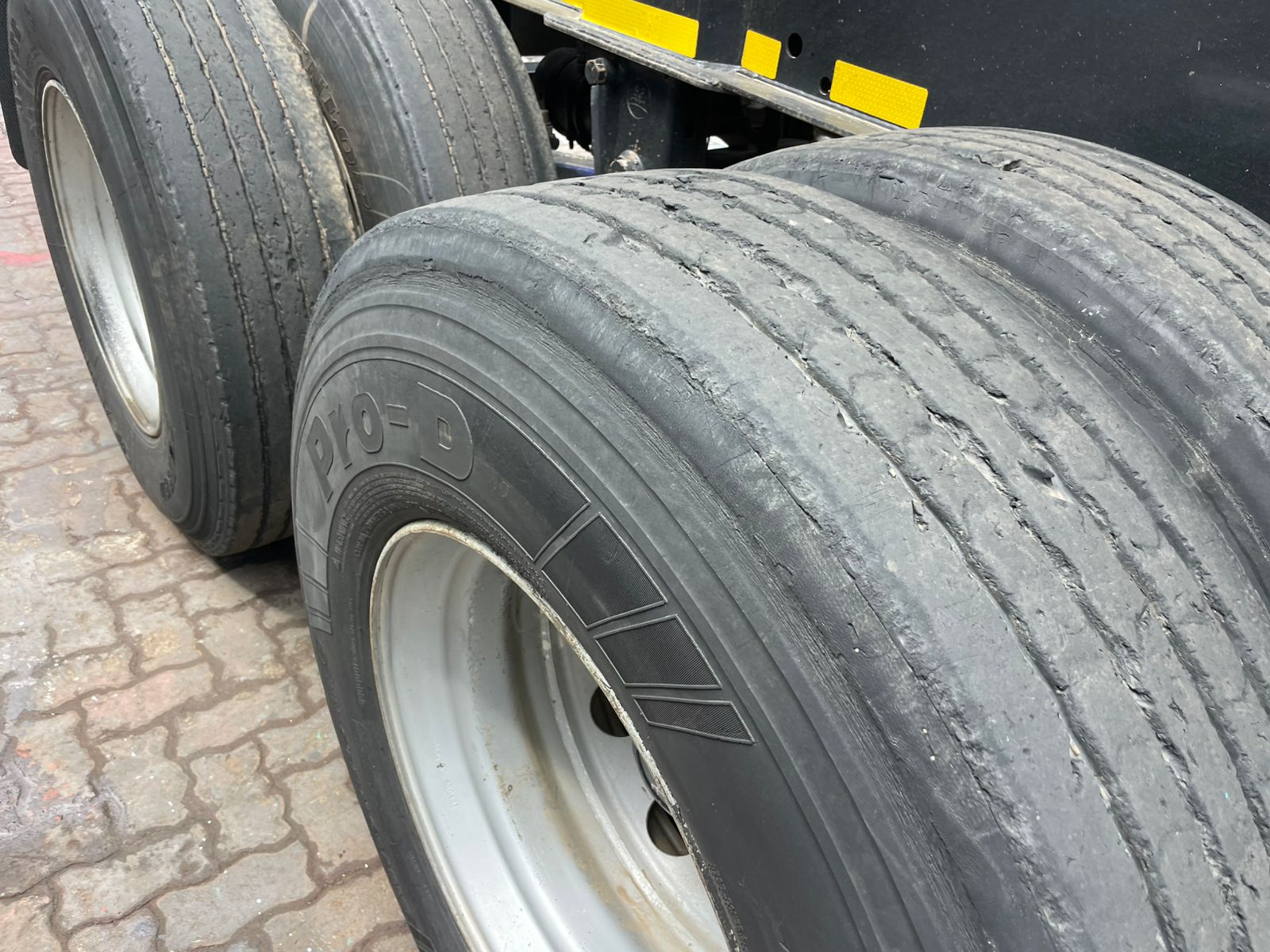 2020 AFRIT LINK SIDE TIPPER (SN5729)