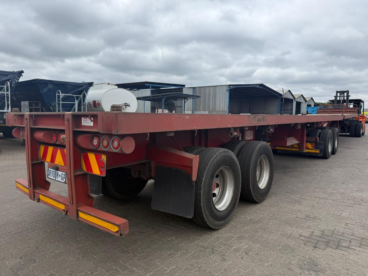 2015 ROADHOG SUPER LINK FLAT DECK (SN5725)