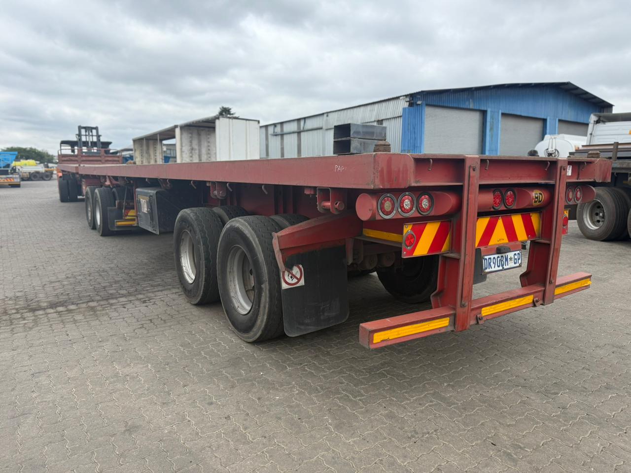 2015 ROADHOG SUPER LINK FLAT DECK (SN5725)