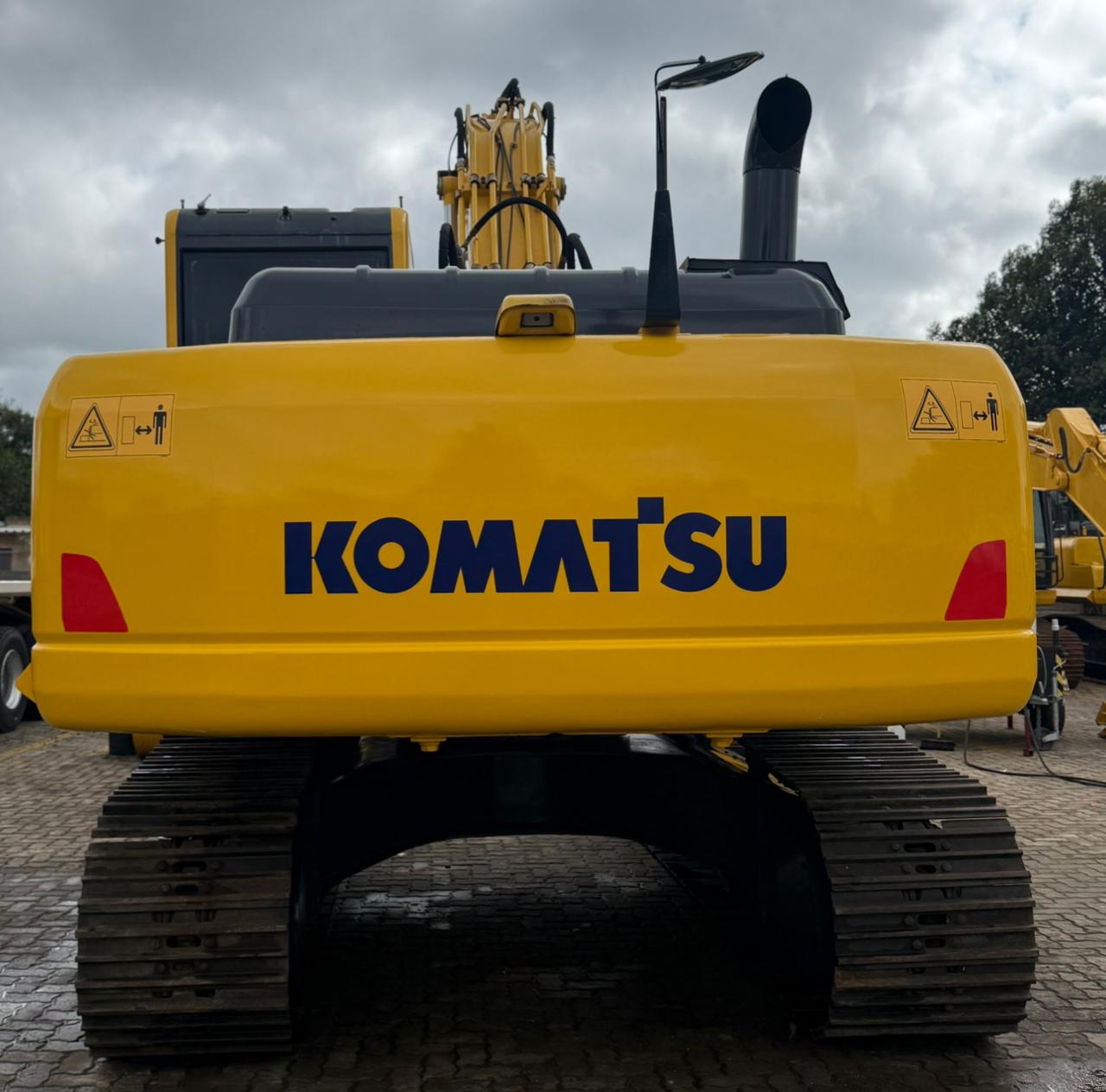 2022 KOMATSU EXCAVATOR PC200-8 (A1331)