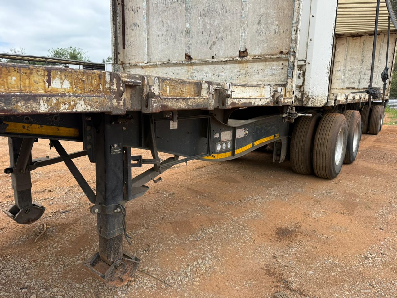 2012 SA TRUCK BODIES SUPERLINK TAUTLINER (SN5804)