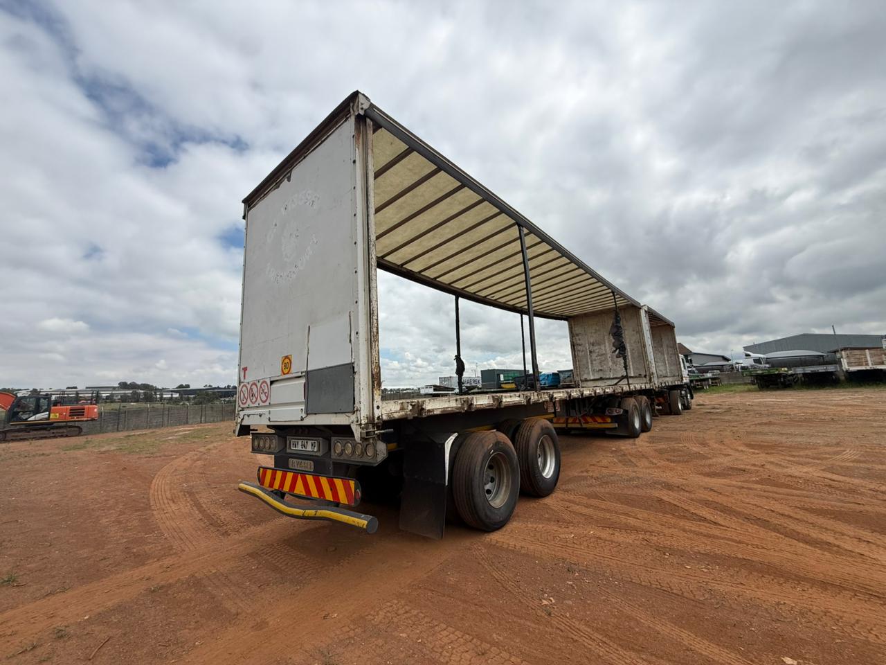 2012 SA TRUCK BODIES SUPERLINK TAUTLINER (SN5804)