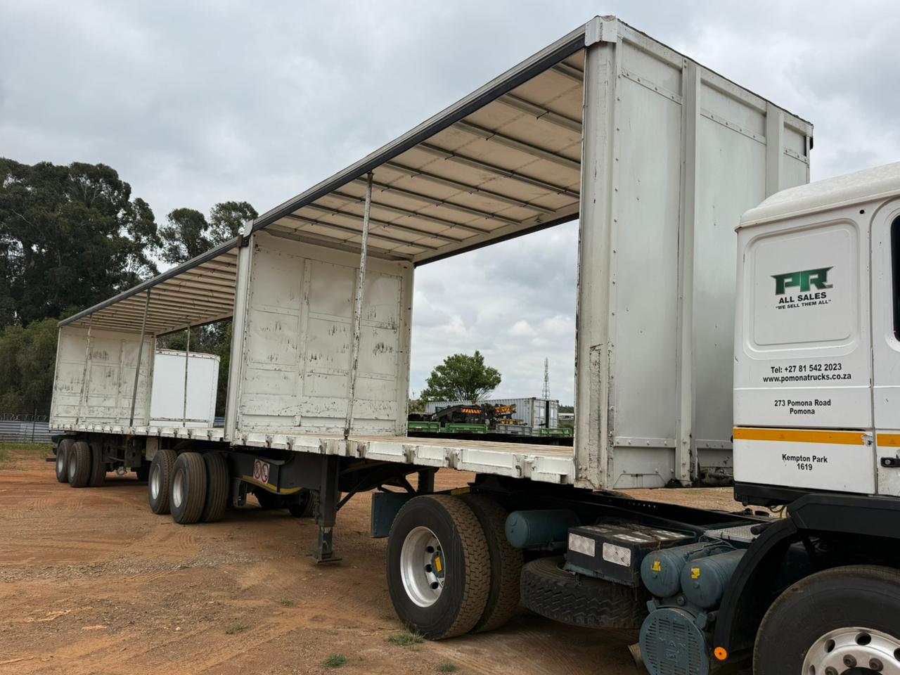 2012 SA TRUCK BODIES SUPERLINK TAUTLINER (T119-SN5039)