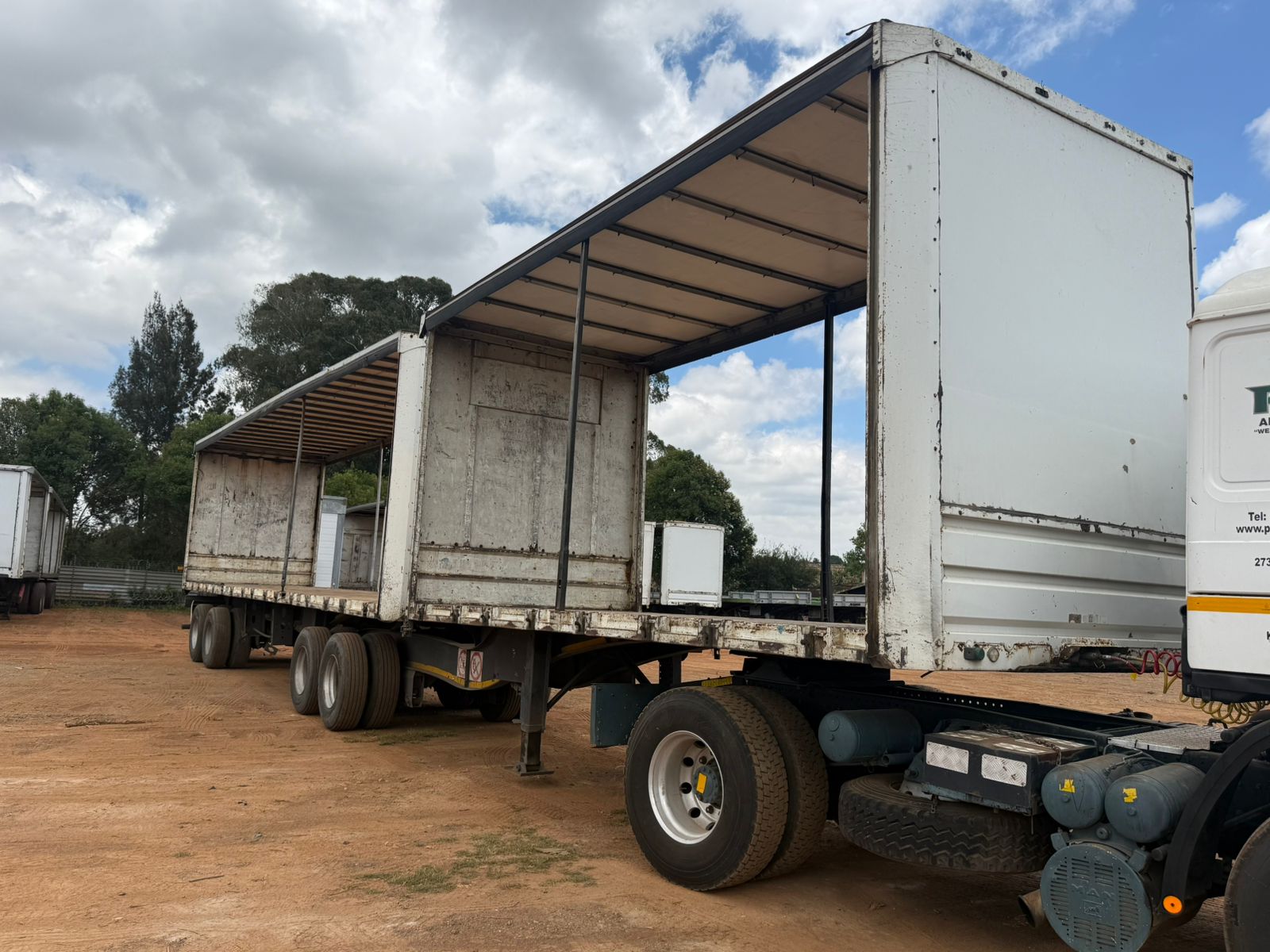 2012 SA TRUCK BODIES SUPERLINK TAUTLINER (T116-SN5034)