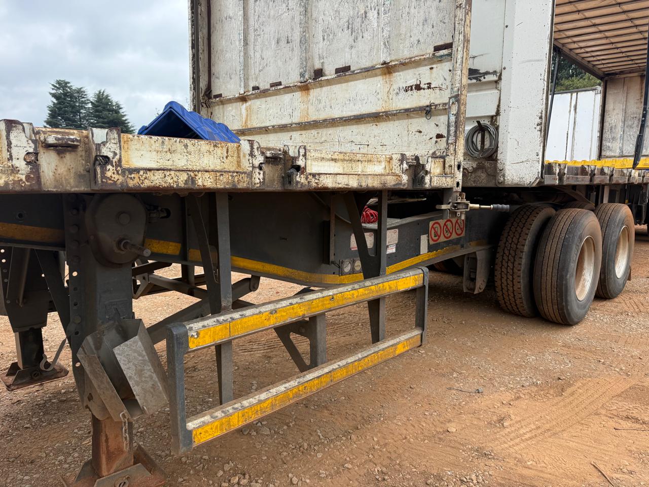 2013 SA TRUCK BODIES SUPER LINK TAUTLINER (SN5805)