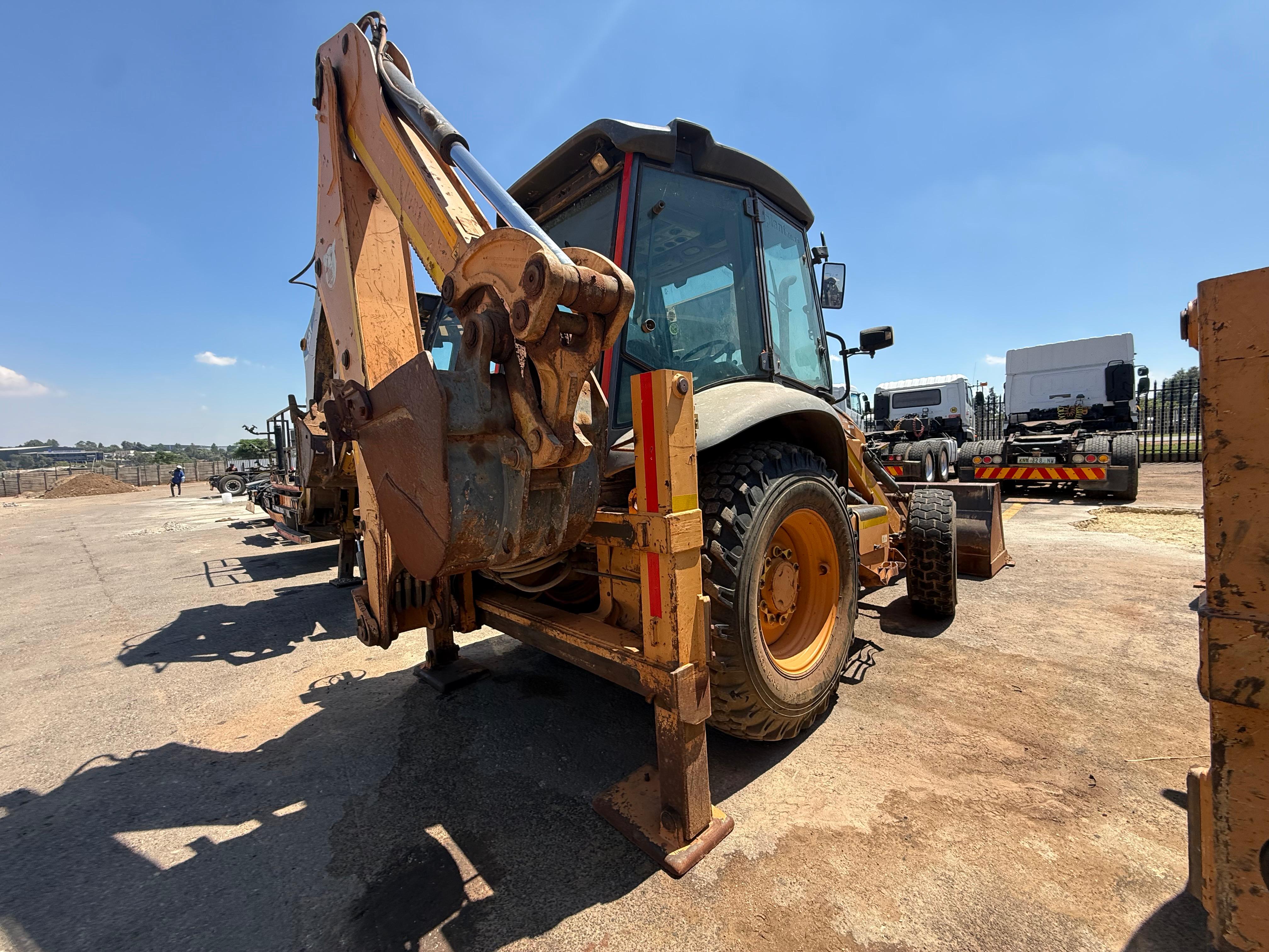 2013 CASE 580T TLB 4X4 (A1347)