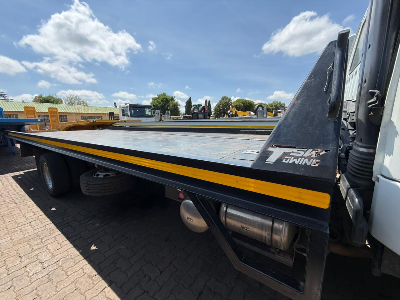 2024 FUSO FK13-240 ROLLBACK (SN5769)