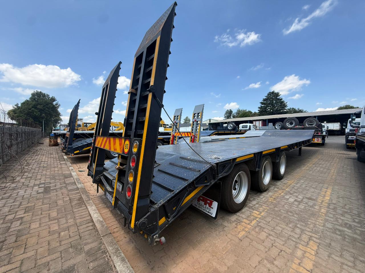2024 PR TRAILER 40TON SWAN NECK (SN5789)
