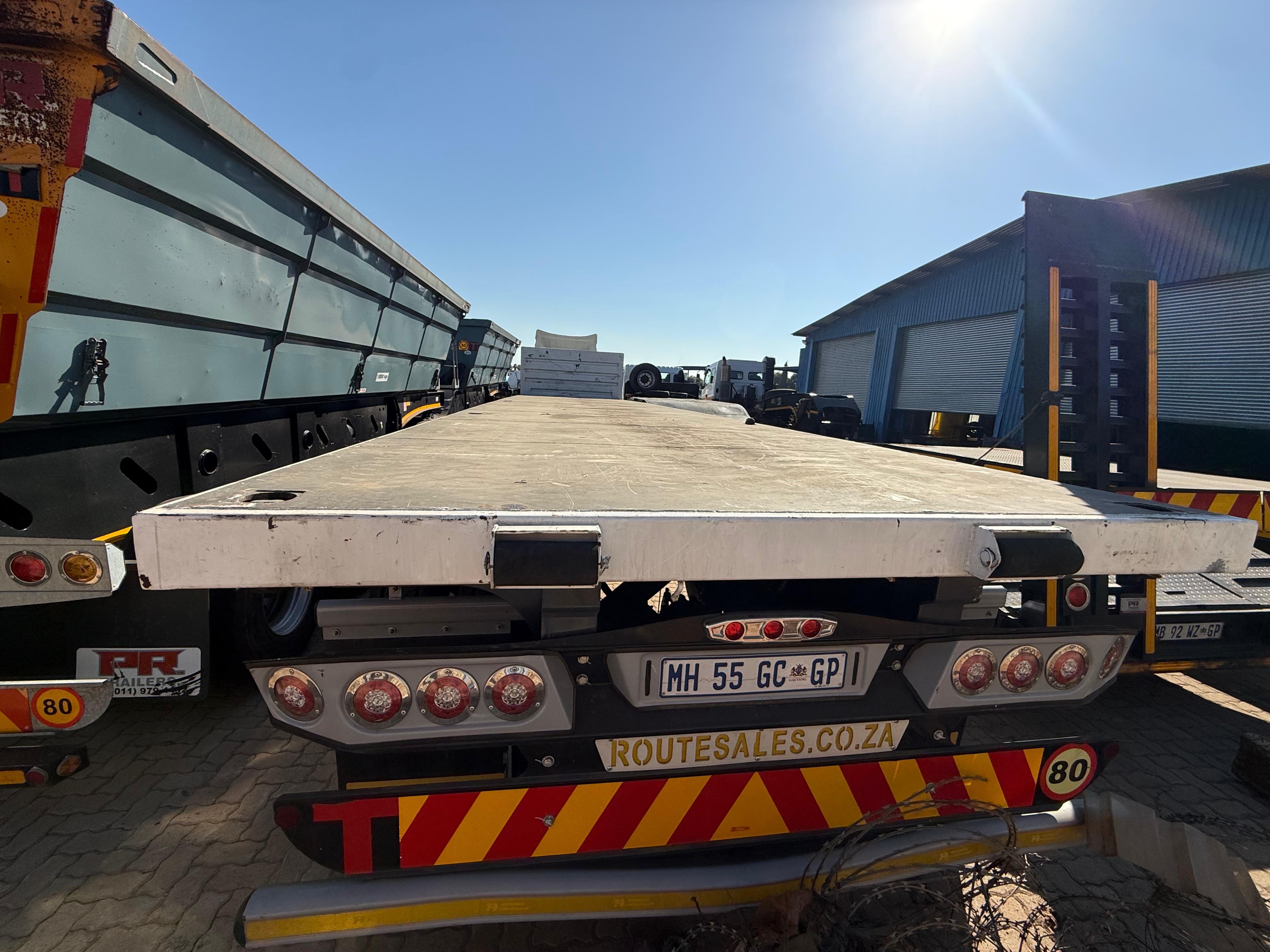 2025 HENRED FREUHAUF SUPER LINK FLAT DECK (SN5783)