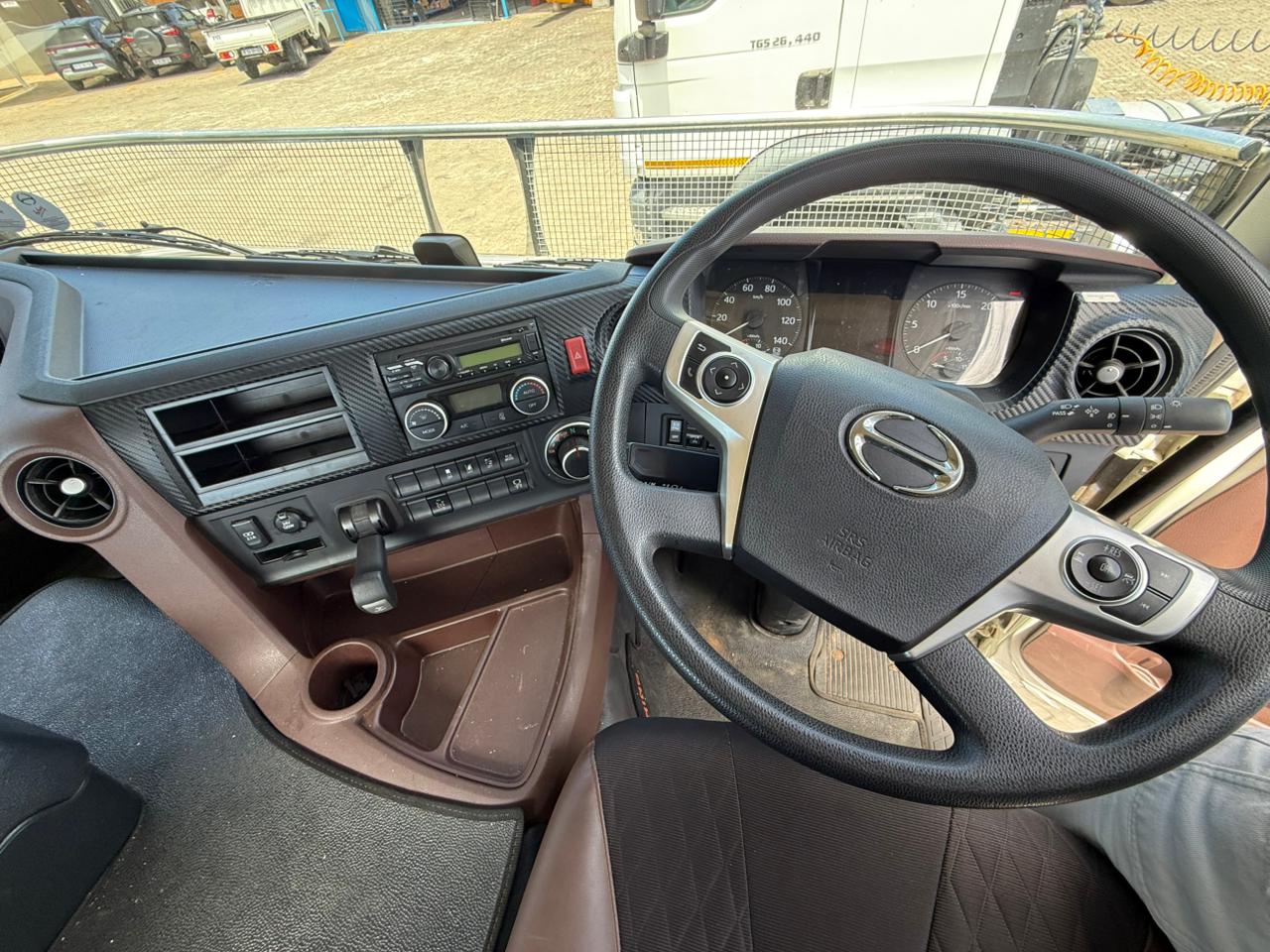 2025 HINO 700 2845 TRUCK TRACTOR (CS253)