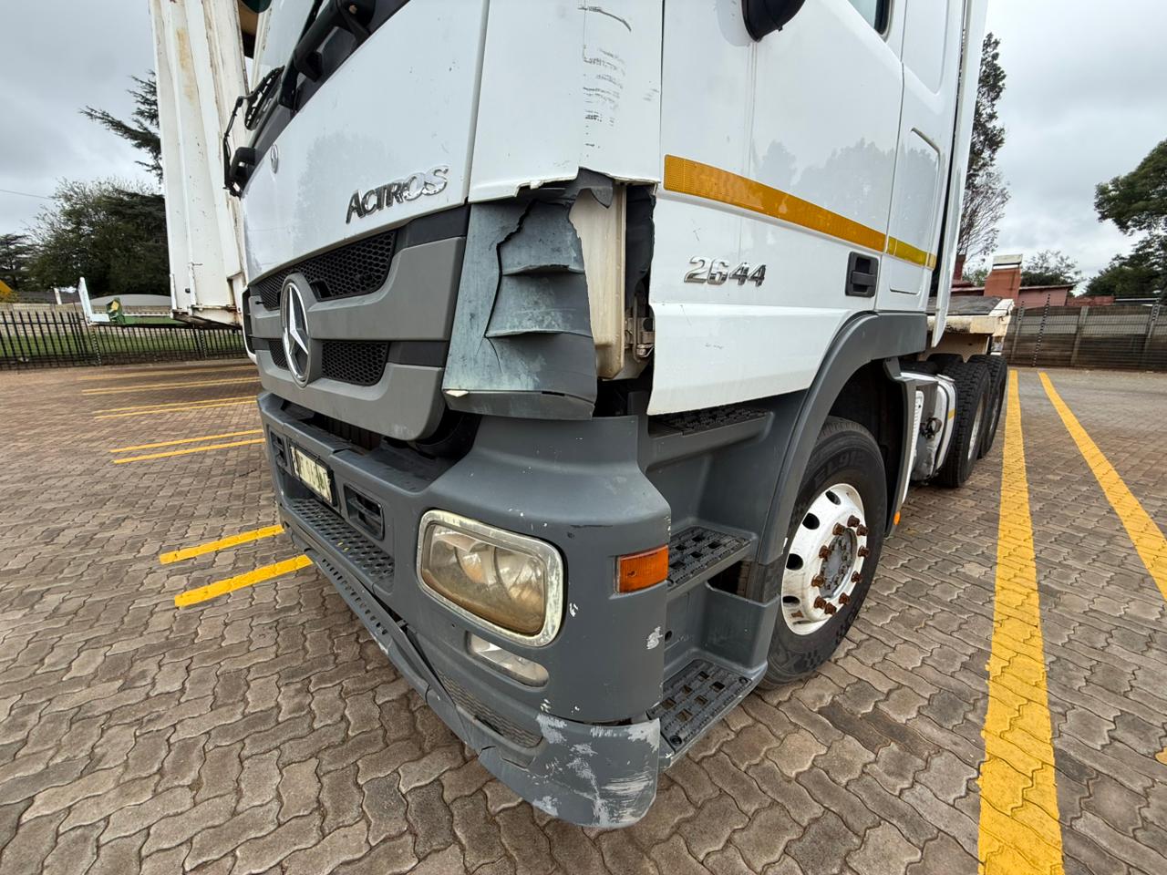 2013 MERCEDES BENZ ACTROS 2644 (IS972)