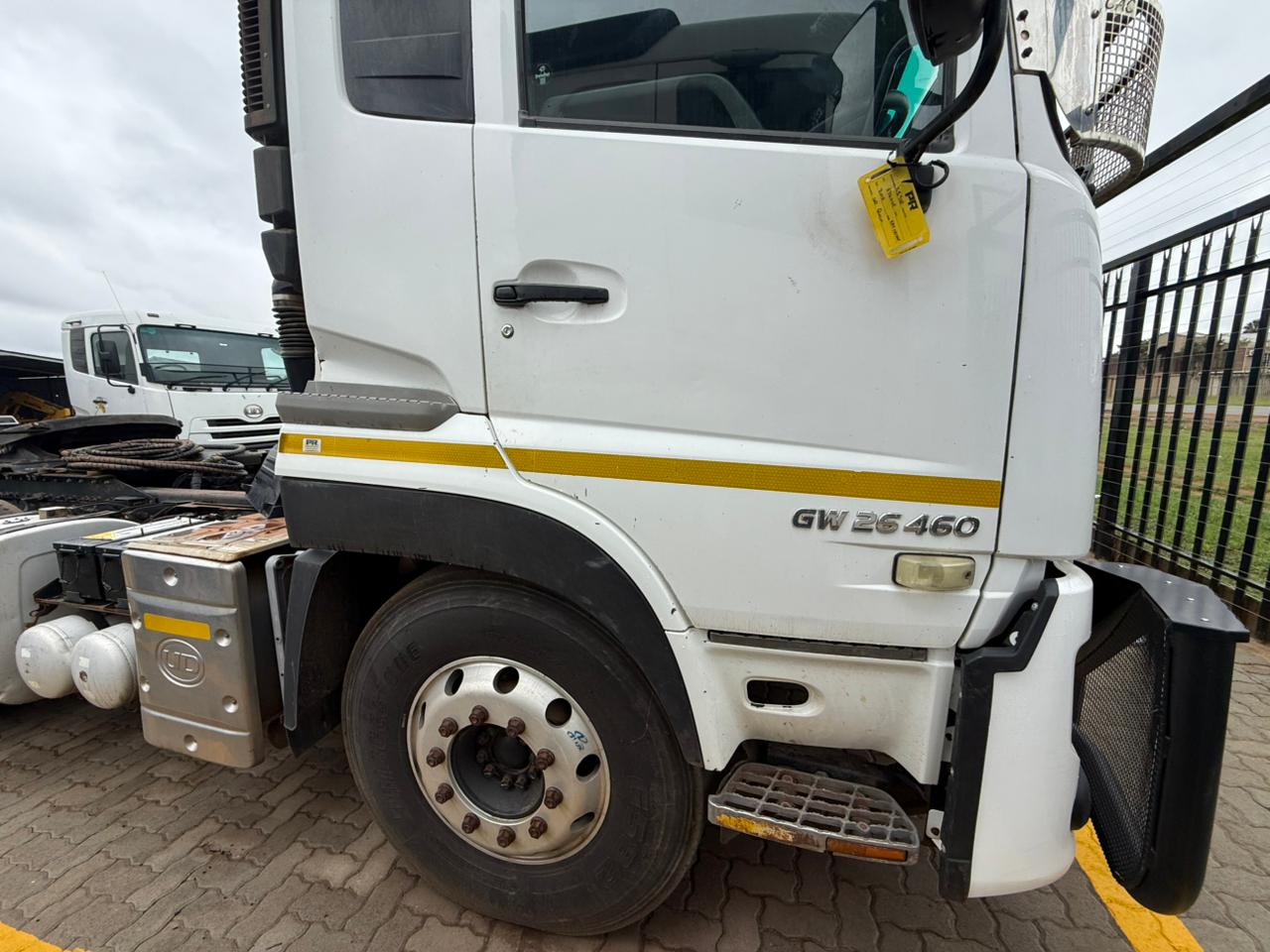 2021 UD QUON GW 26-460 TRUCK TRACTOR (IS910)