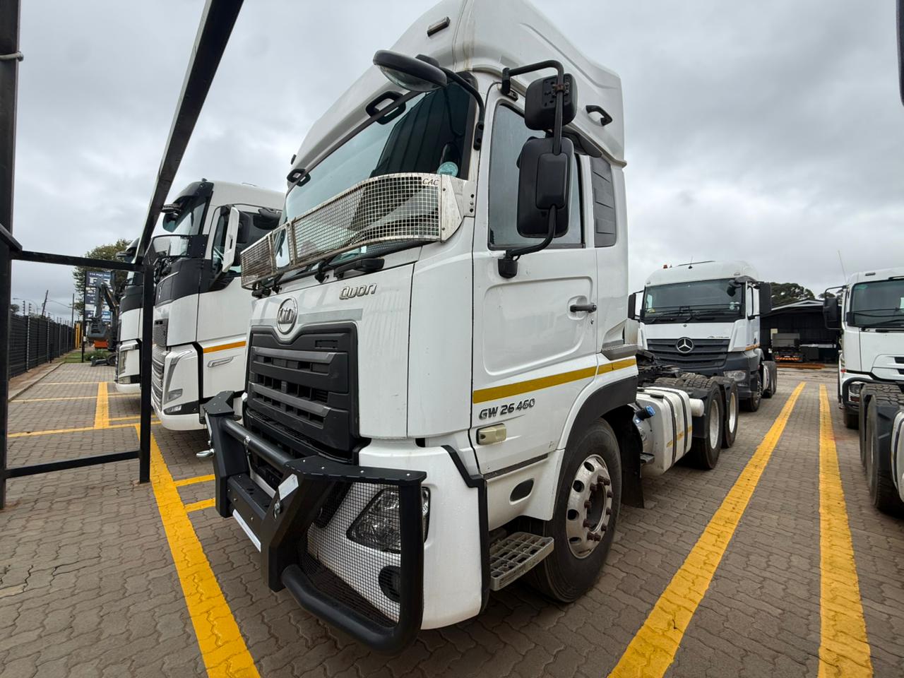 2021 UD QUON GW 26-460 TRUCK TRACTOR (IS910)