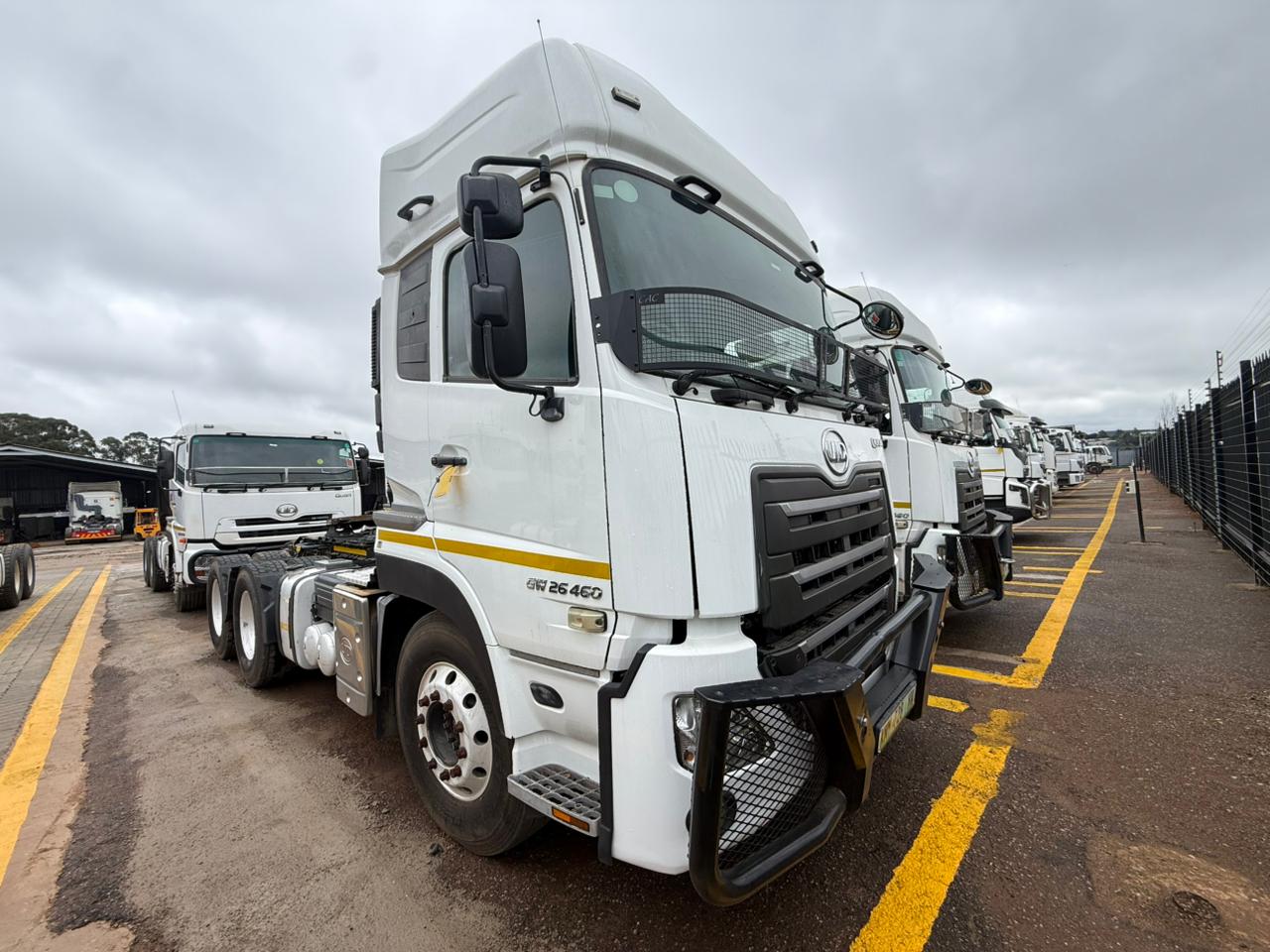 2021 UD QUON GW 26-460 TRUCK TRACTOR (IS735)