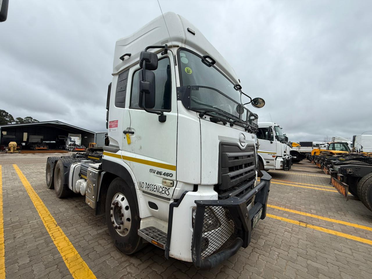 2021 UD QUON GW 26-460 TRUCK TRACTOR (IS714)