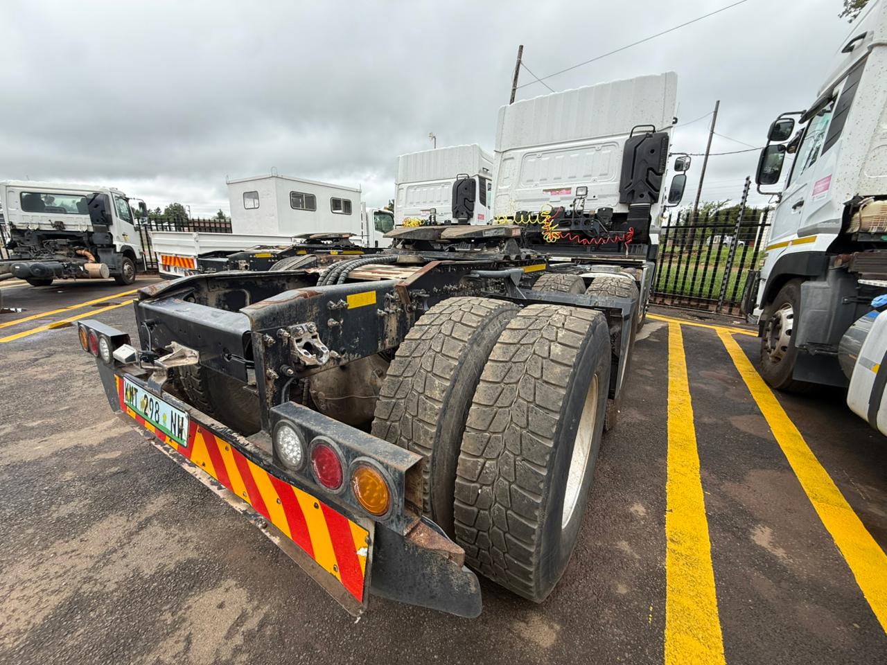 2021 UD QUON GW 26-460 TRUCK TRACTOR (IS709)