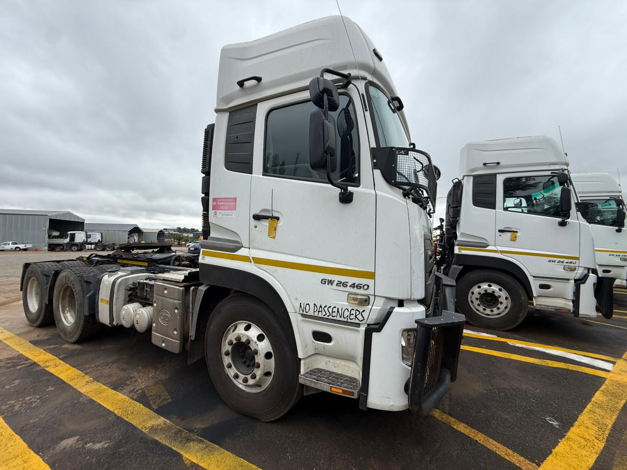 2021 UD QUON GW 26-460 TRUCK TRACTOR (IS719)