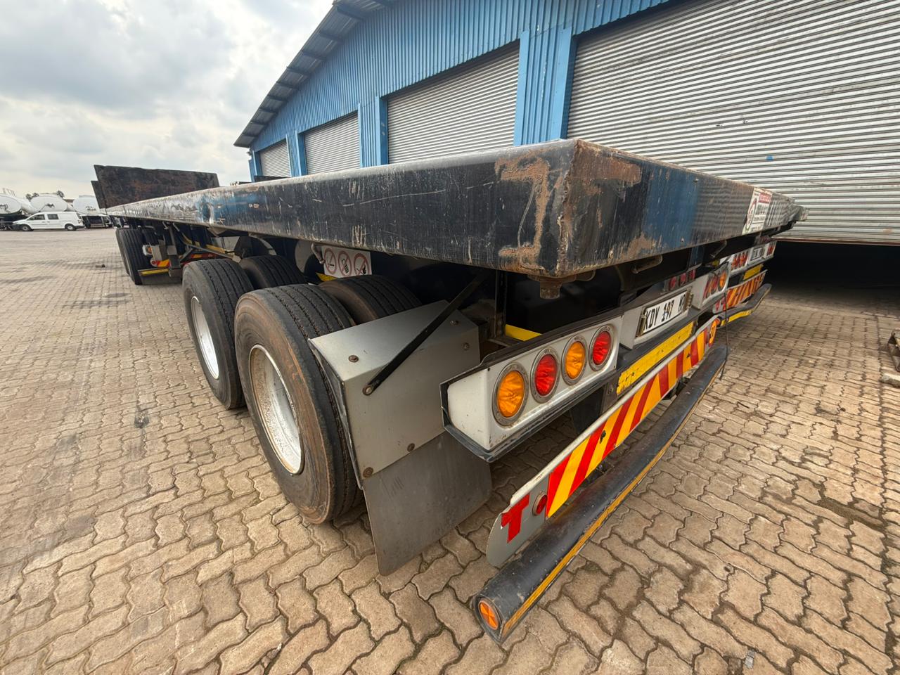 2018 HENRED FREUHAUF SUPER LINK FLAT DECK TRAILER (SN5824)