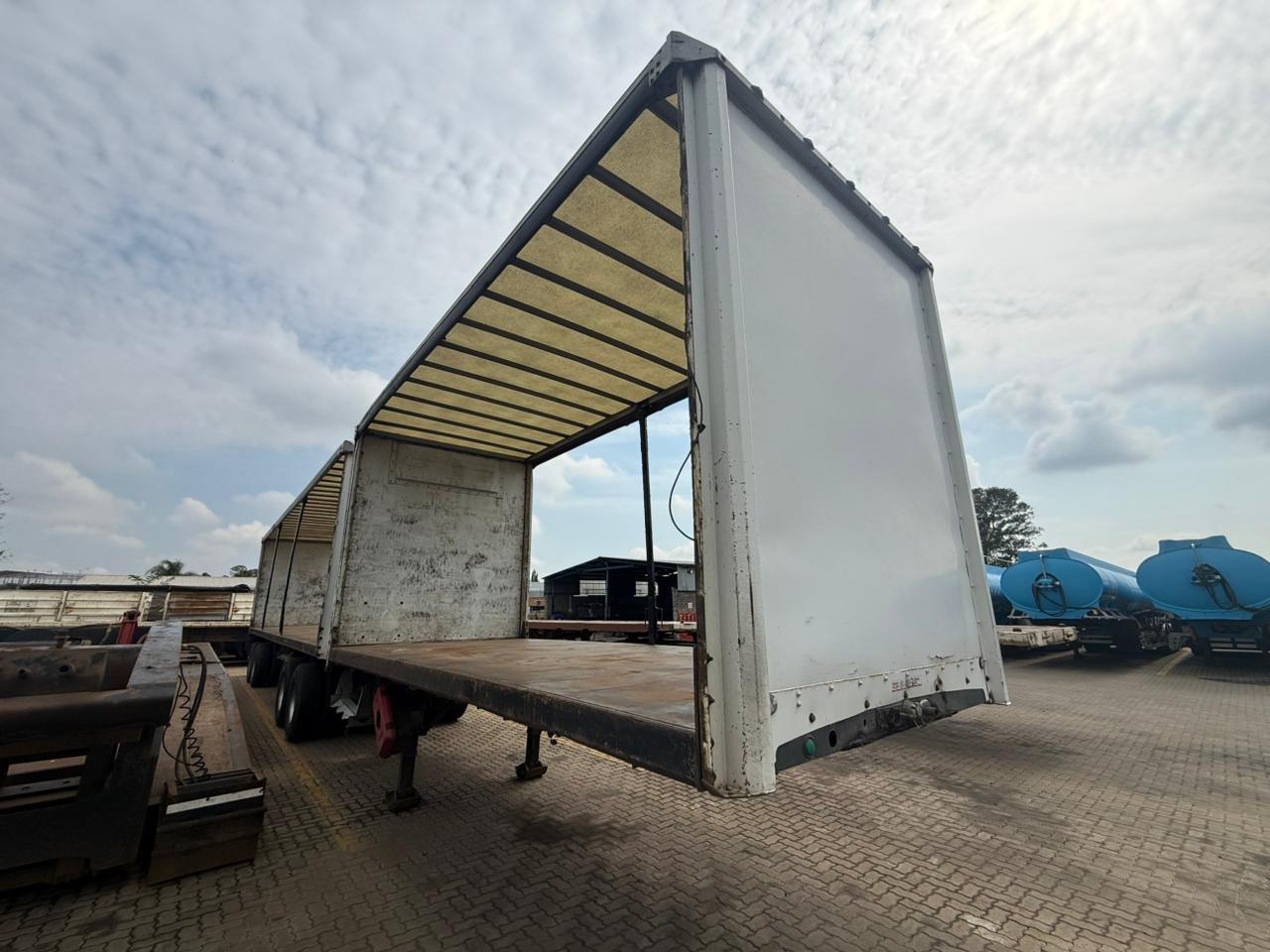 2020 SA TRUCK BODIES SUPER LINK TAUTLINER (SN5812)