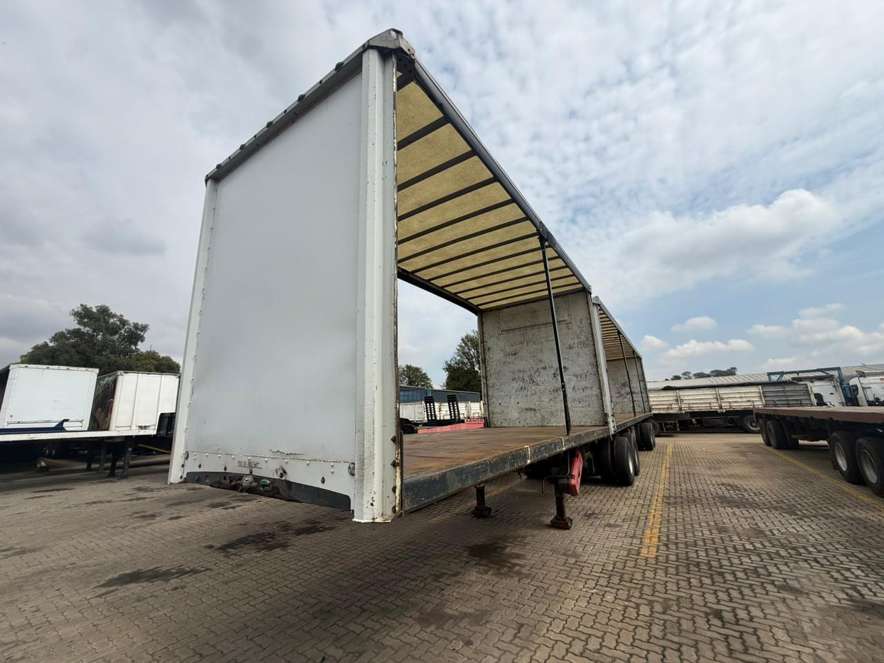 2020 SA TRUCK BODIES SUPER LINK TAUTLINER (SN5812)