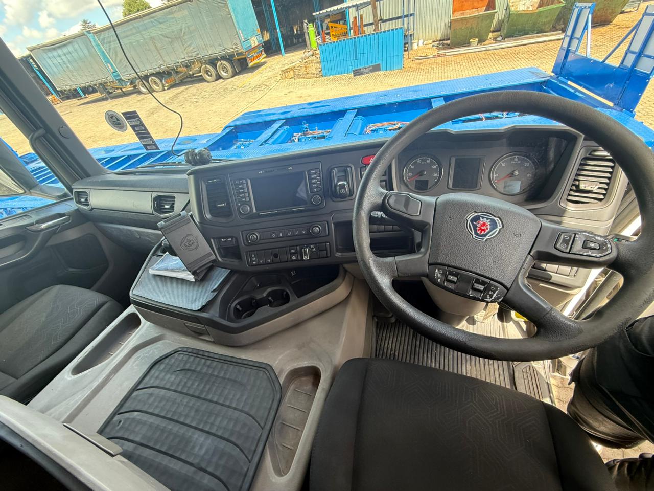 2023 SCANIA G460 TRUCK TRACTOR (SN5820)