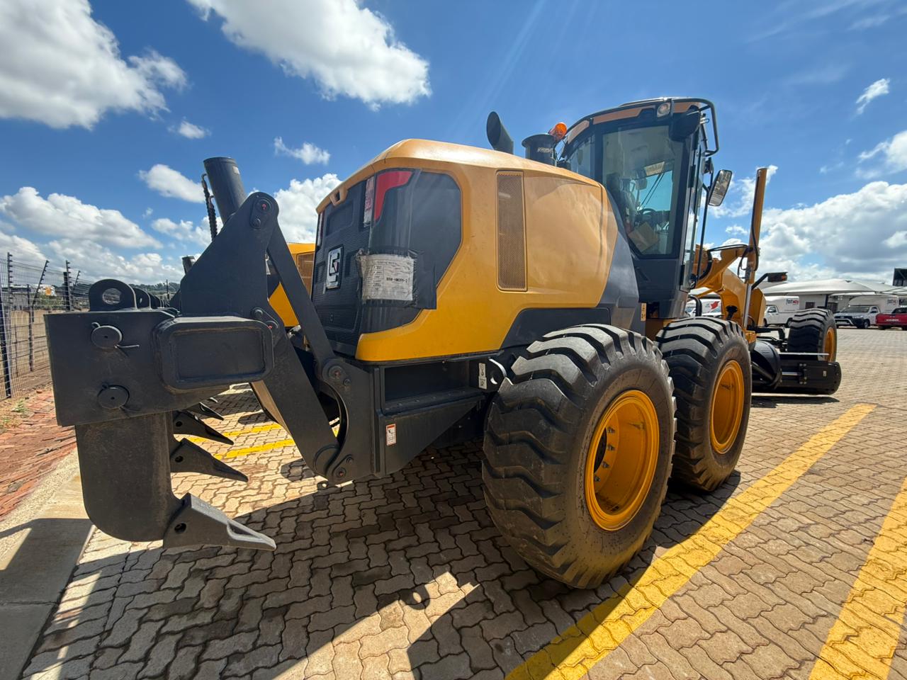 2026 LIUGONG 4215D GRADER (A1342)