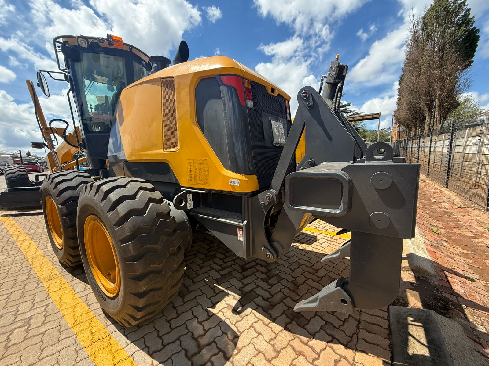 2026 LIUGONG 4215D GRADER (A1341)