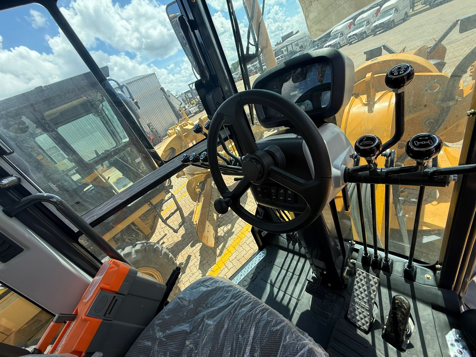 2026 LIUGONG 4215D GRADER (A1341)