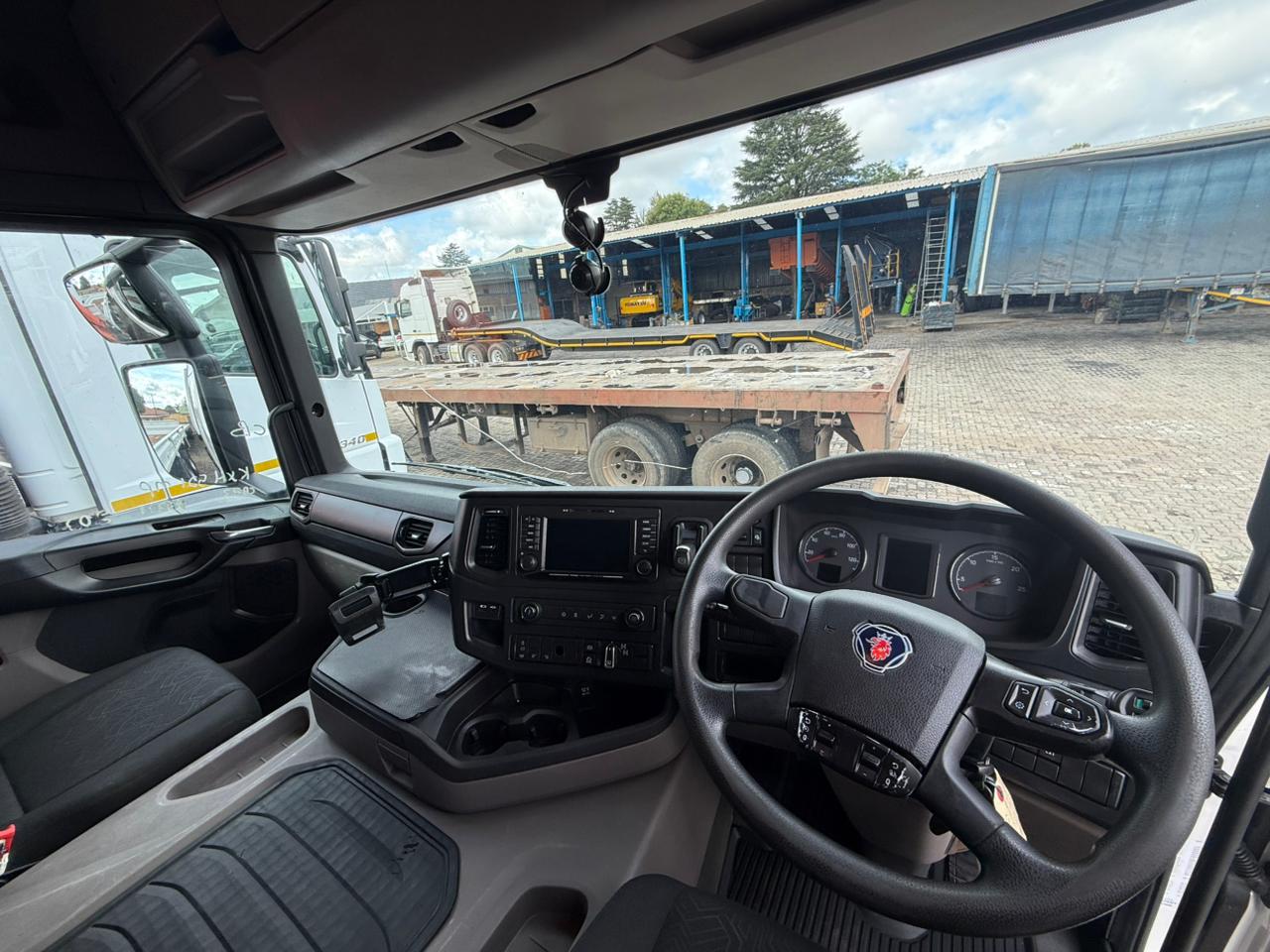 2023 SCANIA G460 TRUCK TRACTOR (SN5821)