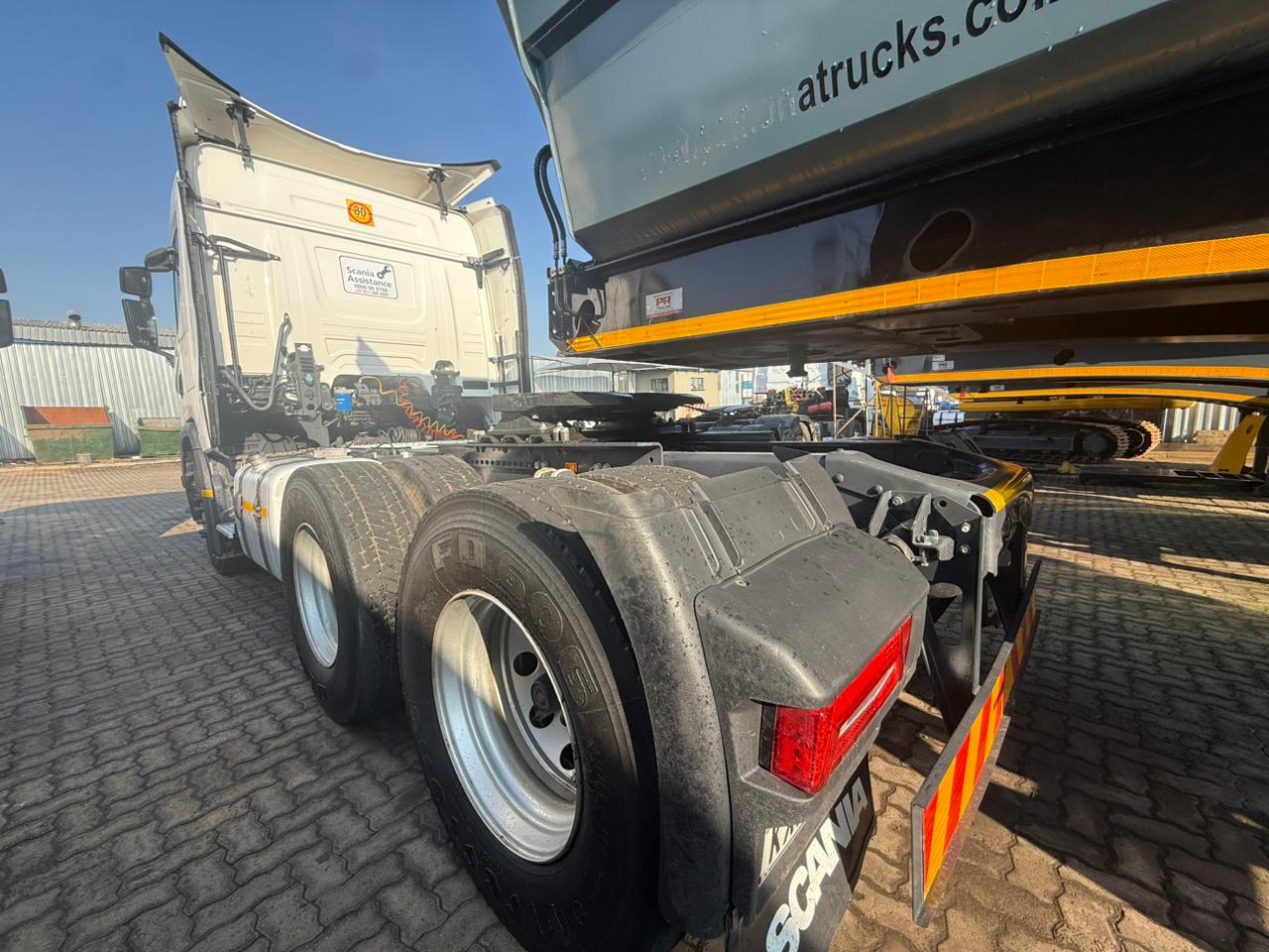 2023 SCANIA G460 TRUCK TRACTOR (SN5823)