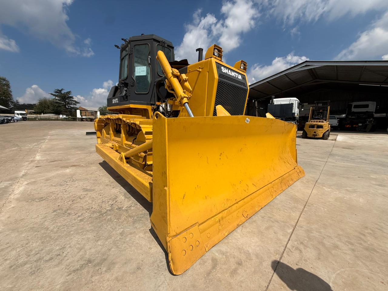 whatsapp image 2026 04 01 at 12 58 49 pm 2.jpeg | Pomona Truck Sales