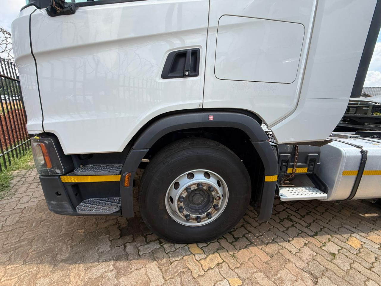 2018 SCANIA G460 TRUCK TRACTOR (SN5827)