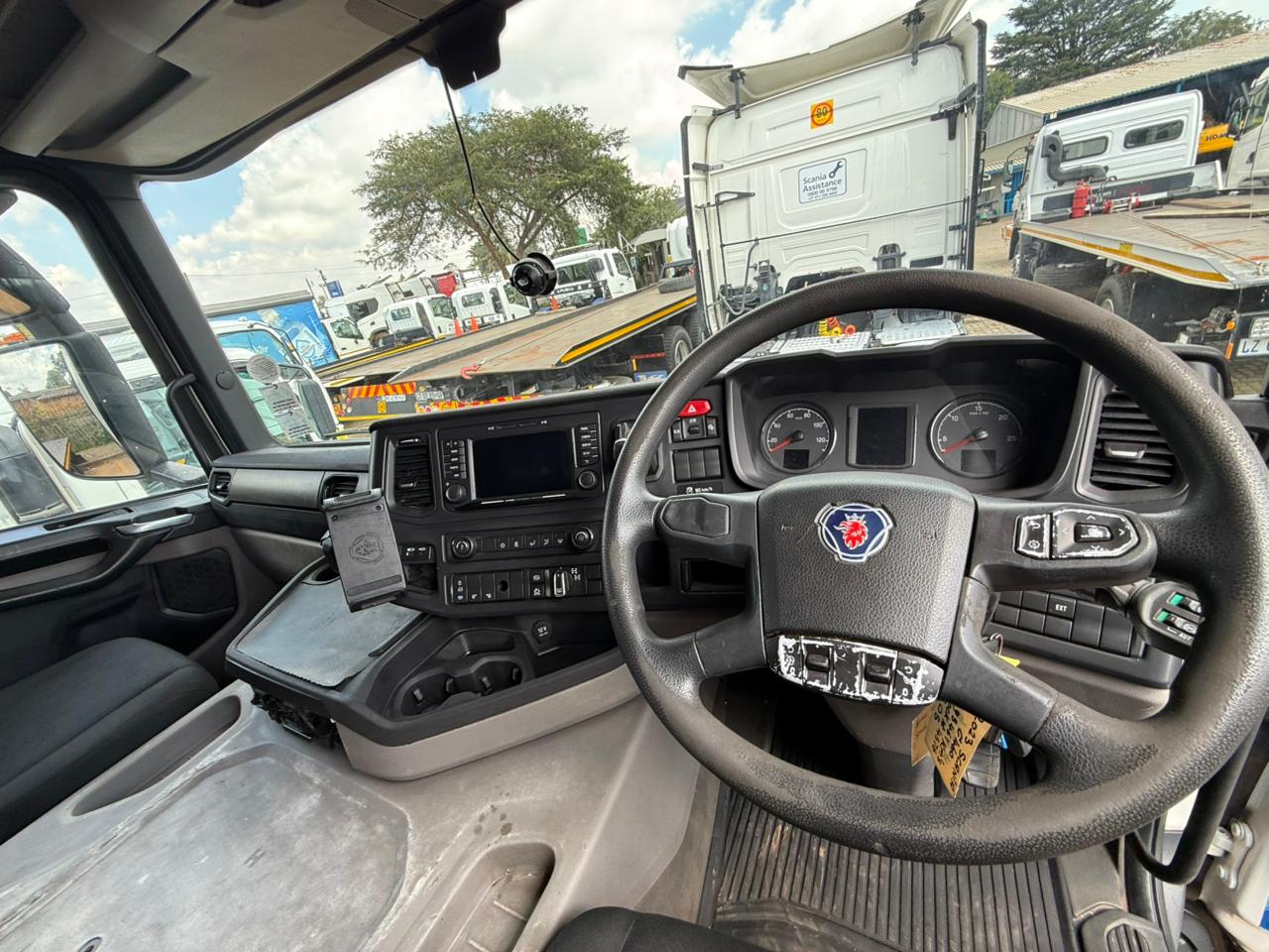 2023 SCANIA G460 TRUCK TRACTOR (SN5838)